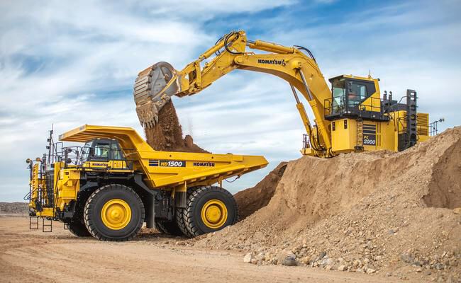 Hideki Equipment HD1500-8E0 mechanical haul truck built for performance on grade.