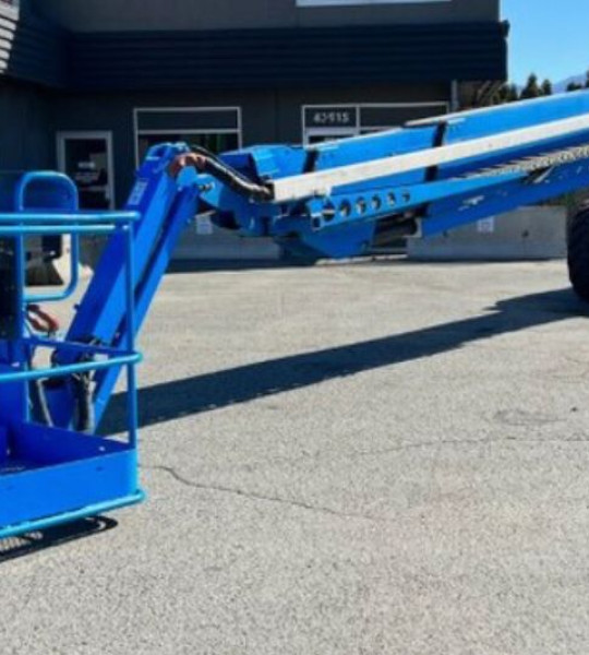 Boom lift